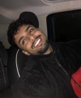 انا من القاهرة، مطلق، 27 سنة هنا من أجل البحث عن شريك لتحقيق زواج عادي تعرف عليّ أكثر من خلال بروفايلي، فربّ صدفة خير من ألف ميعاد.