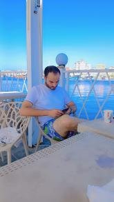 انا من الزقازيق، متزوج، 30 سنة هنا من أجل البحث عن شريك لتحقيق علاقة تعارف تعرف عليّ أكثر من خلال بروفايلي، فربّ صدفة خير من ألف ميعاد.