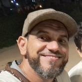 انا من الدار البيضاء، متزوج، 46 سنة هنا من أجل البحث عن شريك لتحقيق زواج مسيار تعرف عليّ أكثر من خلال بروفايلي، فربّ صدفة خير من ألف ميعاد.