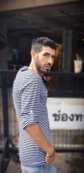 انا من هولندا، مطلق، 34 سنة هنا من أجل البحث عن شريك لتحقيق زواج عادي تعرف عليّ أكثر من خلال بروفايلي، فربّ صدفة خير من ألف ميعاد.