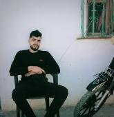 انا من فاس، أعزب، 25 سنة هنا من أجل البحث عن شريك لتحقيق زواج عادي تعرف عليّ أكثر من خلال بروفايلي، فربّ صدفة خير من ألف ميعاد.
