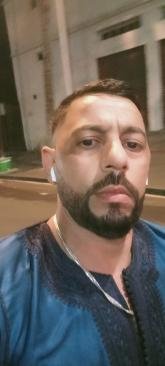 انا من الدار البيضاء، أعزب، 38 سنة هنا من أجل البحث عن شريك لتحقيق زواج عادي تعرف عليّ أكثر من خلال بروفايلي، فربّ صدفة خير من ألف ميعاد.