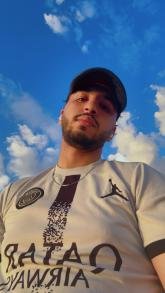 انا من الدار البيضاء، أعزب، 25 سنة هنا من أجل البحث عن شريك لتحقيق علاقة تعارف تعرف عليّ أكثر من خلال بروفايلي، فربّ صدفة خير من ألف ميعاد.