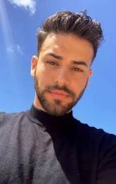 انا من الرياض، أعزب، 34 سنة هنا من أجل البحث عن شريك لتحقيق زواج مسيار تعرف عليّ أكثر من خلال بروفايلي، فربّ صدفة خير من ألف ميعاد.