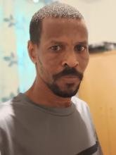 انا من إنجلترا، أعزب، 34 سنة هنا من أجل البحث عن شريك لتحقيق زواج عادي تعرف عليّ أكثر من خلال بروفايلي، فربّ صدفة خير من ألف ميعاد.