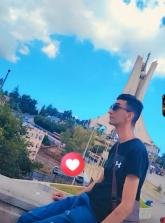 انا من ولاية بجاية، أعزب، 26 سنة هنا من أجل البحث عن شريك لتحقيق علاقة تعارف تعرف عليّ أكثر من خلال بروفايلي، فربّ صدفة خير من ألف ميعاد.