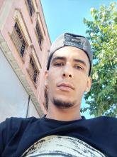 انا من سلا، أعزب، 27 سنة هنا من أجل البحث عن شريك لتحقيق علاقة تعارف تعرف عليّ أكثر من خلال بروفايلي، فربّ صدفة خير من ألف ميعاد.