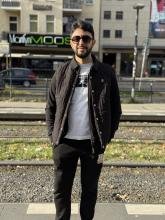 انا من برلين، أعزب، 30 سنة هنا من أجل البحث عن شريك لتحقيق زواج متعدد تعرف عليّ أكثر من خلال بروفايلي، فربّ صدفة خير من ألف ميعاد.