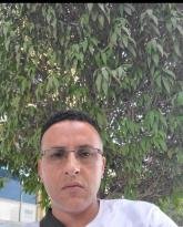 انا من 154، متزوج، 44 سنة هنا من أجل البحث عن شريك لتحقيق زواج متعدد تعرف عليّ أكثر من خلال بروفايلي، فربّ صدفة خير من ألف ميعاد.