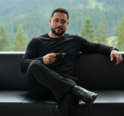 انا من 64، أعزب، 41 سنة هنا من أجل البحث عن شريك لتحقيق زواج عادي تعرف عليّ أكثر من خلال بروفايلي، فربّ صدفة خير من ألف ميعاد.