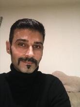 انا من إيل دي فرانس، مطلق، 38 سنة هنا من أجل البحث عن شريك لتحقيق زواج عادي تعرف عليّ أكثر من خلال بروفايلي، فربّ صدفة خير من ألف ميعاد.