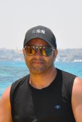 انا من بوتسدام، أعزب، 45 سنة هنا من أجل البحث عن شريك لتحقيق زواج عادي تعرف عليّ أكثر من خلال بروفايلي، فربّ صدفة خير من ألف ميعاد.