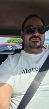 انا من كوترسلوه، أعزب، 37 سنة هنا من أجل البحث عن شريك لتحقيق زواج عادي تعرف عليّ أكثر من خلال بروفايلي، فربّ صدفة خير من ألف ميعاد.