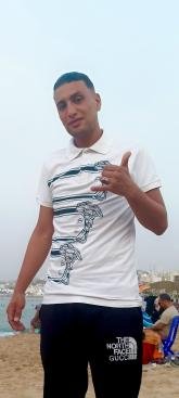 انا من عنابة‎، أعزب، 25 سنة هنا من أجل البحث عن شريك لتحقيق علاقة تعارف تعرف عليّ أكثر من خلال بروفايلي، فربّ صدفة خير من ألف ميعاد.