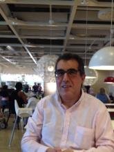 انا مطلق، 65 سنة هنا من أجل البحث عن شريك لتحقيق زواج عادي تعرف عليّ أكثر من خلال بروفايلي، فربّ صدفة خير من ألف ميعاد.