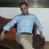 انا من ولاية الجزائر، أعزب، 42 سنة هنا من أجل البحث عن شريك لتحقيق زواج عادي تعرف عليّ أكثر من خلال بروفايلي، فربّ صدفة خير من ألف ميعاد.