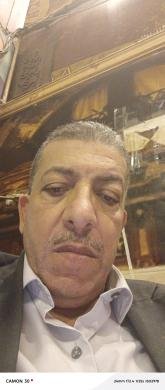 انا من الإسكندرية، مطلق، 55 سنة هنا من أجل البحث عن شريك لتحقيق زواج عادي تعرف عليّ أكثر من خلال بروفايلي، فربّ صدفة خير من ألف ميعاد.