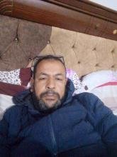 انا من بسكرة، متزوج، 53 سنة هنا من أجل البحث عن شريك لتحقيق زواج عادي تعرف عليّ أكثر من خلال بروفايلي، فربّ صدفة خير من ألف ميعاد.