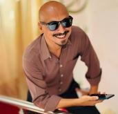 انا من ليبيا، أعزب، 47 سنة هنا من أجل البحث عن شريك لتحقيق زواج عادي تعرف عليّ أكثر من خلال بروفايلي، فربّ صدفة خير من ألف ميعاد.