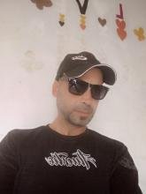 انا من ايطالي، أرمل، 41 سنة هنا من أجل البحث عن شريك لتحقيق زواج عادي تعرف عليّ أكثر من خلال بروفايلي، فربّ صدفة خير من ألف ميعاد.