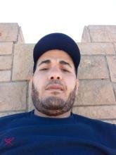 انا من القنيطرة، أعزب، 41 سنة هنا من أجل البحث عن شريك لتحقيق زواج عادي تعرف عليّ أكثر من خلال بروفايلي، فربّ صدفة خير من ألف ميعاد.