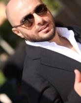 انا أعزب، 35 سنة هنا من أجل البحث عن شريك لتحقيق علاقة تعارف تعرف عليّ أكثر من خلال بروفايلي، فربّ صدفة خير من ألف ميعاد.