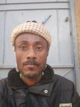 انا من محافظة حضرموت، أعزب، 44 سنة هنا من أجل البحث عن شريك لتحقيق زواج عادي تعرف عليّ أكثر من خلال بروفايلي، فربّ صدفة خير من ألف ميعاد.