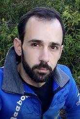 انا من محافظة الجيزة، مطلق، 39 سنة هنا من أجل البحث عن شريك لتحقيق زواج عادي تعرف عليّ أكثر من خلال بروفايلي، فربّ صدفة خير من ألف ميعاد.