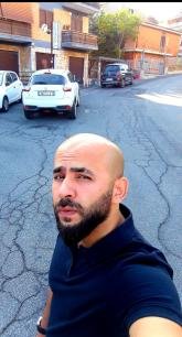 انا من لاتسيو، أعزب، 36 سنة هنا من أجل البحث عن شريك لتحقيق علاقة تعارف تعرف عليّ أكثر من خلال بروفايلي، فربّ صدفة خير من ألف ميعاد.