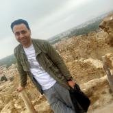 انا من القاهرة، مطلق، 41 سنة هنا من أجل البحث عن شريك لتحقيق زواج عادي تعرف عليّ أكثر من خلال بروفايلي، فربّ صدفة خير من ألف ميعاد.