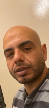 انا من فرنسا، مطلق، 42 سنة هنا من أجل البحث عن شريك لتحقيق زواج عادي تعرف عليّ أكثر من خلال بروفايلي، فربّ صدفة خير من ألف ميعاد.