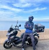 انا من وهران، مطلق، 33 سنة هنا من أجل البحث عن شريك لتحقيق علاقة تعارف تعرف عليّ أكثر من خلال بروفايلي، فربّ صدفة خير من ألف ميعاد.