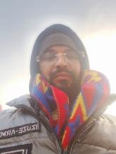 انا من الدار البيضاء، أعزب، 34 سنة هنا من أجل البحث عن شريك لتحقيق زواج عادي تعرف عليّ أكثر من خلال بروفايلي، فربّ صدفة خير من ألف ميعاد.