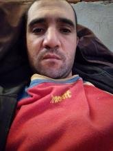 انا من تونس، مطلق، 33 سنة هنا من أجل البحث عن شريك لتحقيق زواج عادي تعرف عليّ أكثر من خلال بروفايلي، فربّ صدفة خير من ألف ميعاد.