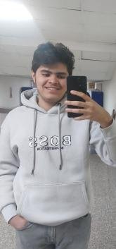 انا من مدينة الشيخ زايد، أعزب، 19 سنة هنا من أجل البحث عن شريك لتحقيق علاقة تعارف تعرف عليّ أكثر من خلال بروفايلي، فربّ صدفة خير من ألف ميعاد.