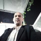 انا مطلق، 39 سنة هنا من أجل البحث عن شريك لتحقيق زواج عادي تعرف عليّ أكثر من خلال بروفايلي، فربّ صدفة خير من ألف ميعاد.