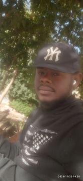 انا من مدينة العاشر من رمضان، أعزب، 25 سنة هنا من أجل البحث عن شريك لتحقيق زواج عادي تعرف عليّ أكثر من خلال بروفايلي، فربّ صدفة خير من ألف ميعاد.