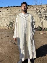 انا أعزب، 24 سنة هنا من أجل البحث عن شريك لتحقيق علاقة تعارف تعرف عليّ أكثر من خلال بروفايلي، فربّ صدفة خير من ألف ميعاد.
