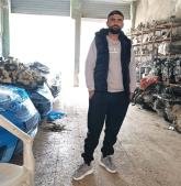 انا من حلب، مطلق، 32 سنة هنا من أجل البحث عن شريك لتحقيق زواج مسيار تعرف عليّ أكثر من خلال بروفايلي، فربّ صدفة خير من ألف ميعاد.