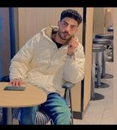 انا من مدينة القاهرة الجديدة، أعزب، 27 سنة هنا من أجل البحث عن شريك لتحقيق زواج عادي تعرف عليّ أكثر من خلال بروفايلي، فربّ صدفة خير من ألف ميعاد.
