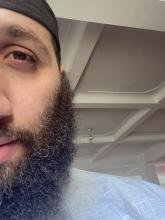 انا أعزب، 23 سنة هنا من أجل البحث عن شريك لتحقيق زواج عادي تعرف عليّ أكثر من خلال بروفايلي، فربّ صدفة خير من ألف ميعاد.