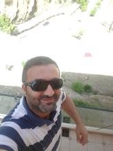 انا من نينوى محافظة، متزوج، 51 سنة هنا من أجل البحث عن شريك لتحقيق زواج متعدد تعرف عليّ أكثر من خلال بروفايلي، فربّ صدفة خير من ألف ميعاد.