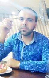 انا متزوج، 36 سنة هنا من أجل البحث عن شريك لتحقيق زواج متعدد تعرف عليّ أكثر من خلال بروفايلي، فربّ صدفة خير من ألف ميعاد.