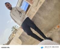 انا من جدة، متزوج، 31 سنة هنا من أجل البحث عن شريك لتحقيق زواج مسيار تعرف عليّ أكثر من خلال بروفايلي، فربّ صدفة خير من ألف ميعاد.