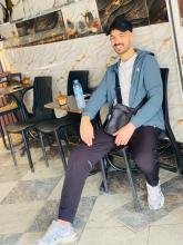 انا من مستغانم، أعزب، 34 سنة هنا من أجل البحث عن شريك لتحقيق زواج عادي تعرف عليّ أكثر من خلال بروفايلي، فربّ صدفة خير من ألف ميعاد.