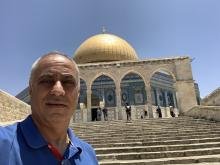 انا من هانوفر، أرمل، 51 سنة هنا من أجل البحث عن شريك لتحقيق زواج عادي تعرف عليّ أكثر من خلال بروفايلي، فربّ صدفة خير من ألف ميعاد.