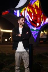 انا من دمشق، أعزب، 29 سنة هنا من أجل البحث عن شريك لتحقيق علاقة تعارف تعرف عليّ أكثر من خلال بروفايلي، فربّ صدفة خير من ألف ميعاد.