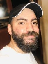 انا من عرمون، أعزب، 31 سنة هنا من أجل البحث عن شريك لتحقيق علاقة تعارف تعرف عليّ أكثر من خلال بروفايلي، فربّ صدفة خير من ألف ميعاد.