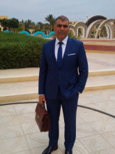 انا من بسكرة، أعزب، 56 سنة هنا من أجل البحث عن شريك لتحقيق تعارف وصداقة .