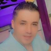 انا من القاهرة، متزوج، 40 سنة هنا من أجل البحث عن شريك لتحقيق تعارف وصداقة .
